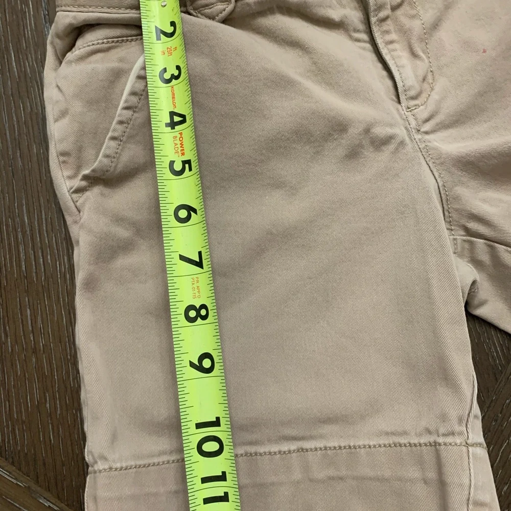 Old Navy khaki girls shorts Size 6X